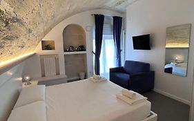 Il Giramondo Suite&Room Self Check-In